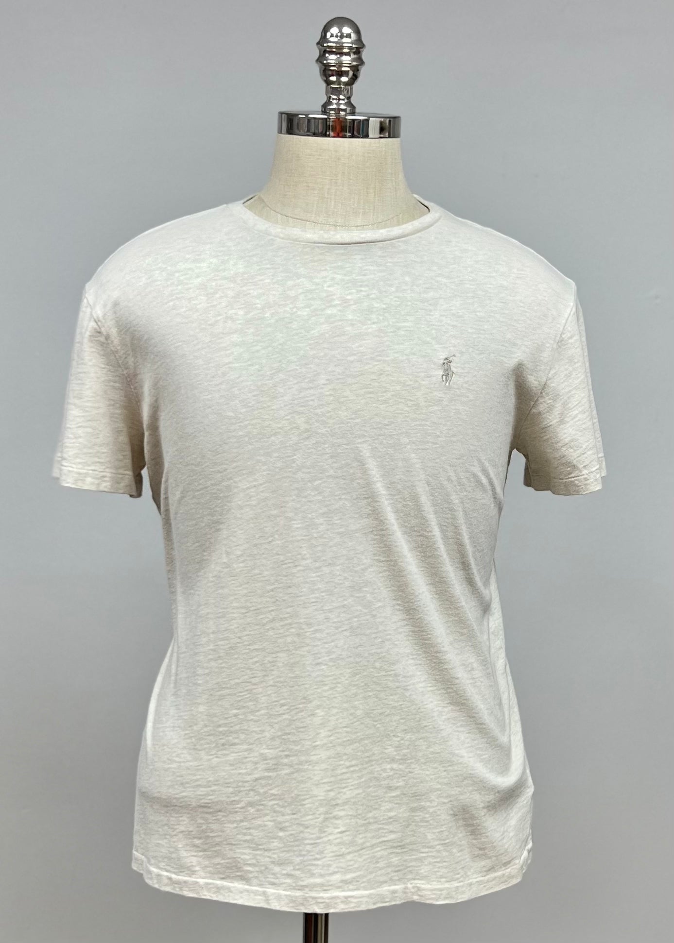 Camiseta cuello Redondo Polo Ralph Lauren 🏇🏼 color crema manga corta Talla L Entalle Regular