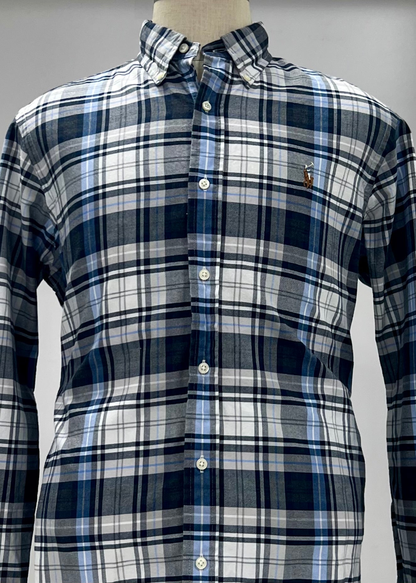 Camisa Polo Ralph Lauren 🏇🏼 Oxford de cuadros tartán en color azul navy, gris y blanco Talla L Entalle Clásico