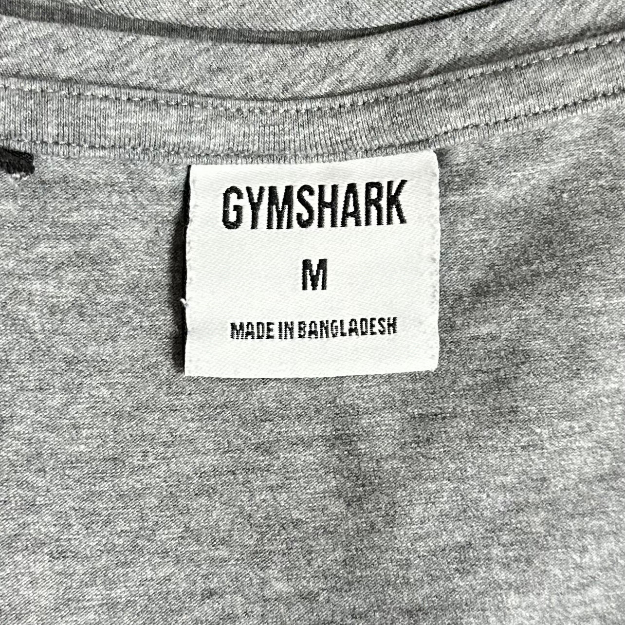 Camiseta cuello redondo Gymshark 🏋🏽 color gris claro manga corta Talla M