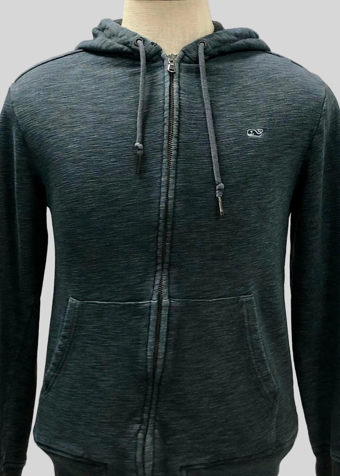 Sudadera Hoodie con capucha Vineyard Vines 🐳 color gris oscuro con ziper Talla S