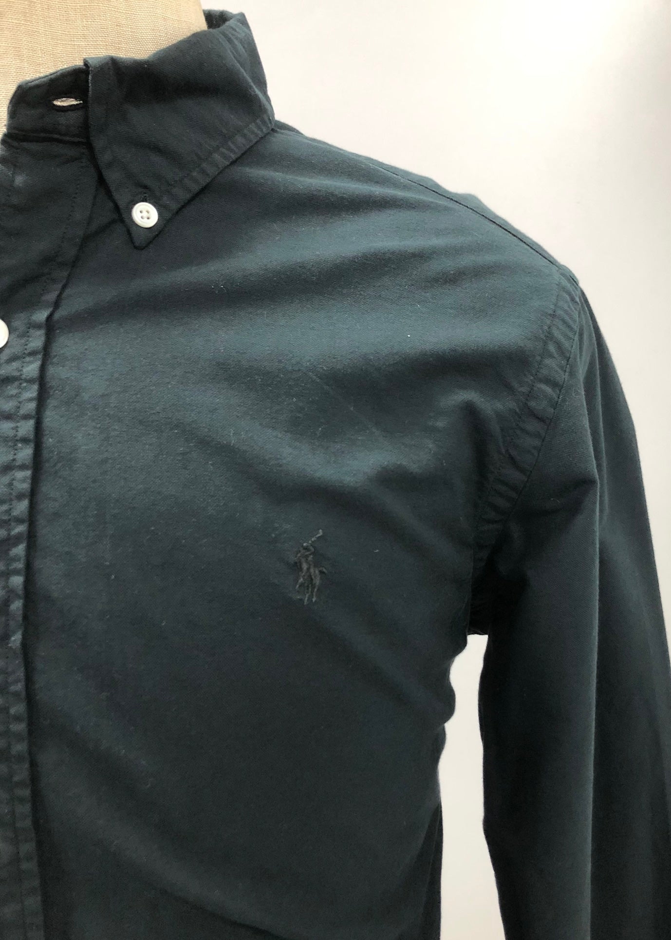Camisa de botones Polo Ralph Lauren 🏇🏼 en color negro Talla L Entalle Regular