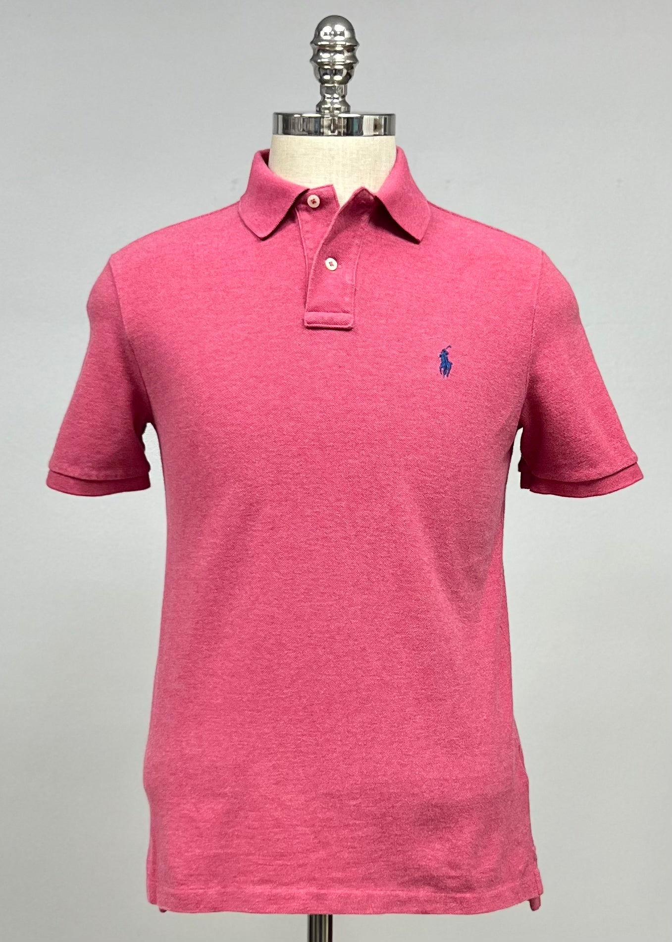 Camiseta Polo Ralph Lauren 🏇🏼color rosado magenta Talla S Entalle Clásico