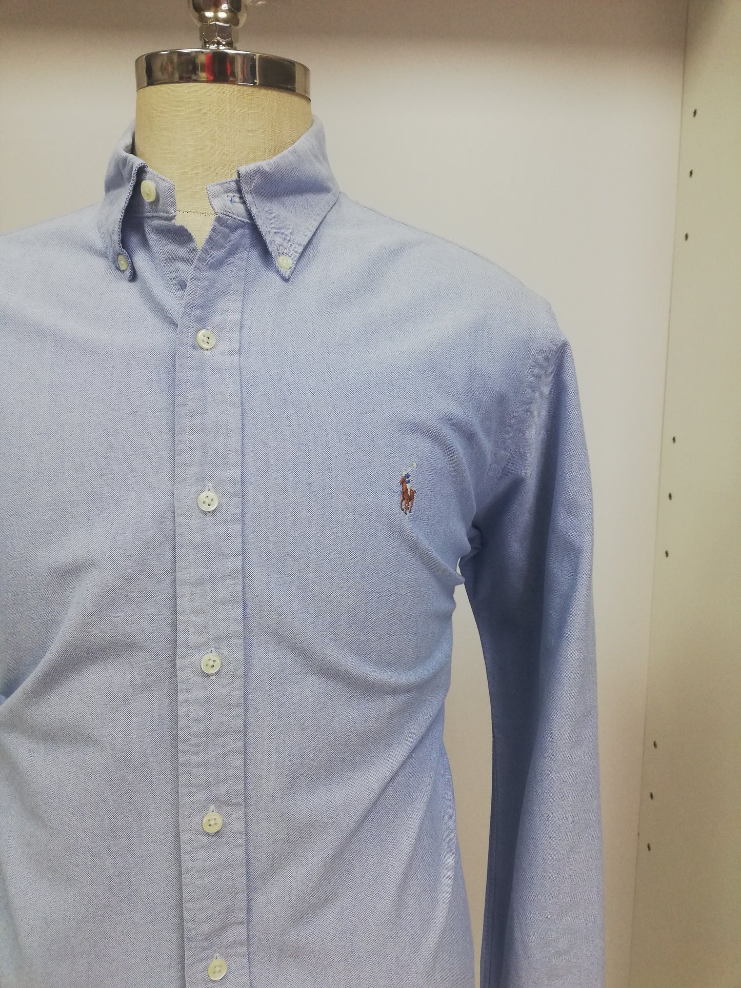 Camisa de botones Polo Ralph Lauren 🏇🏼 Oxford en color celeste Talla XL Entalle Regular (ver descripción)