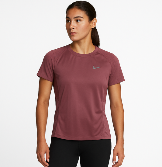 Camiseta de entrenamiento de mujer cuello redondo Nike ✔️ Color rosado oscuro Talla S