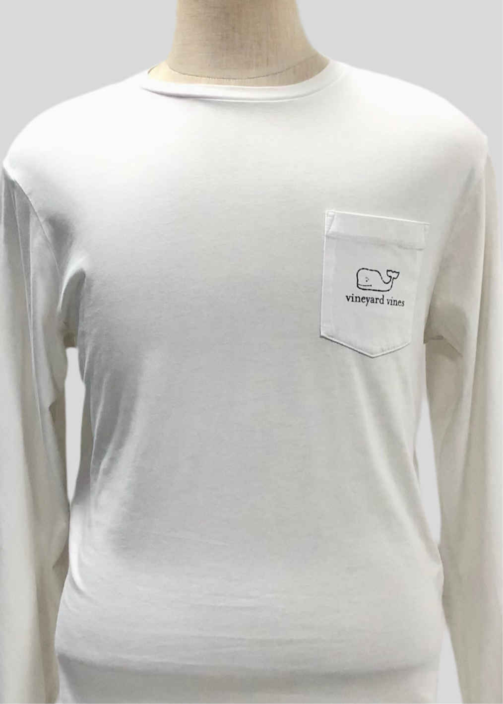 Camiseta cuello redondo Vineyard Vines 🐳 color blanco con Diseño de ballena Talla M