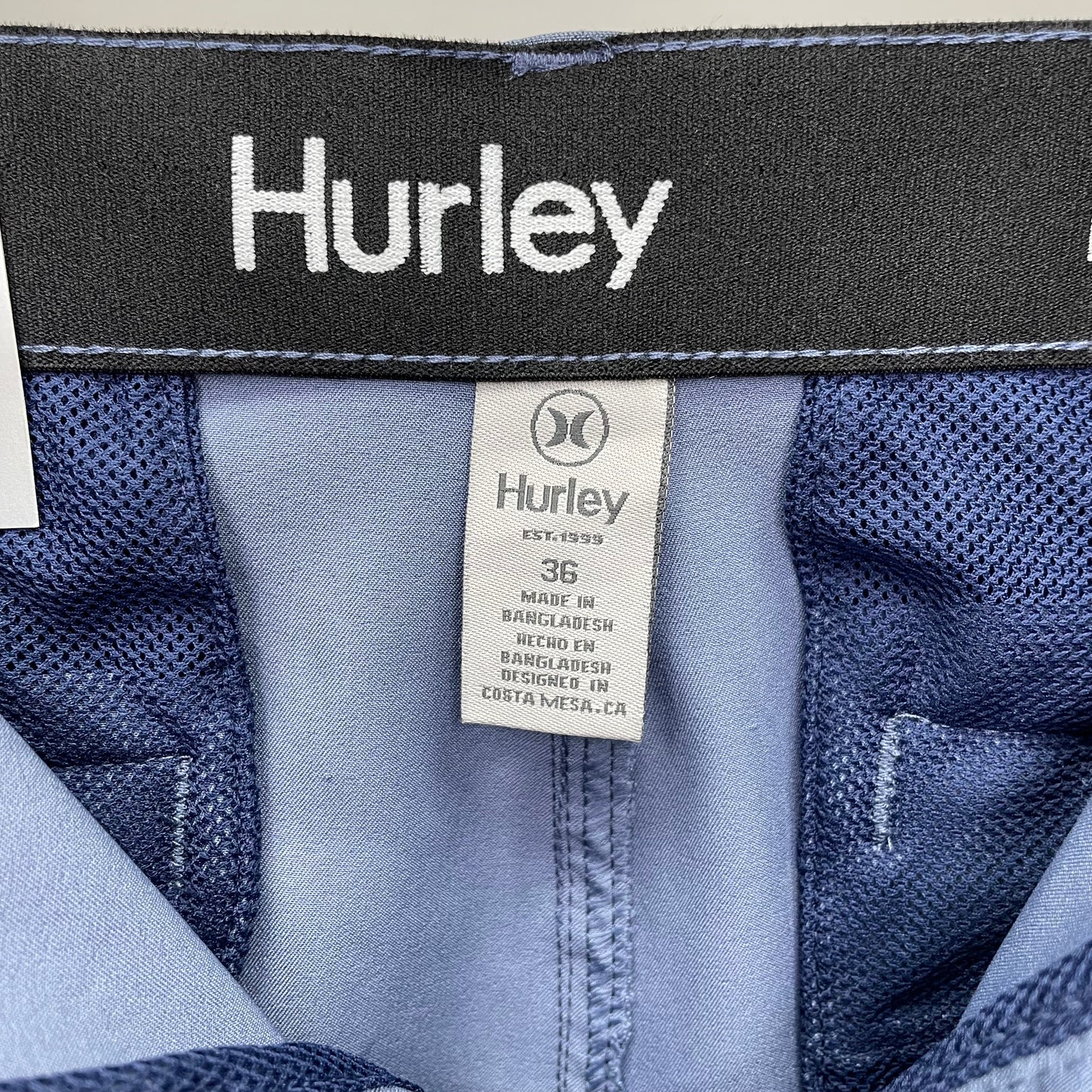 Short Híbrido Hurley 🏄🏽‍♂️ Tela performance color Azul grisáceo talla 36