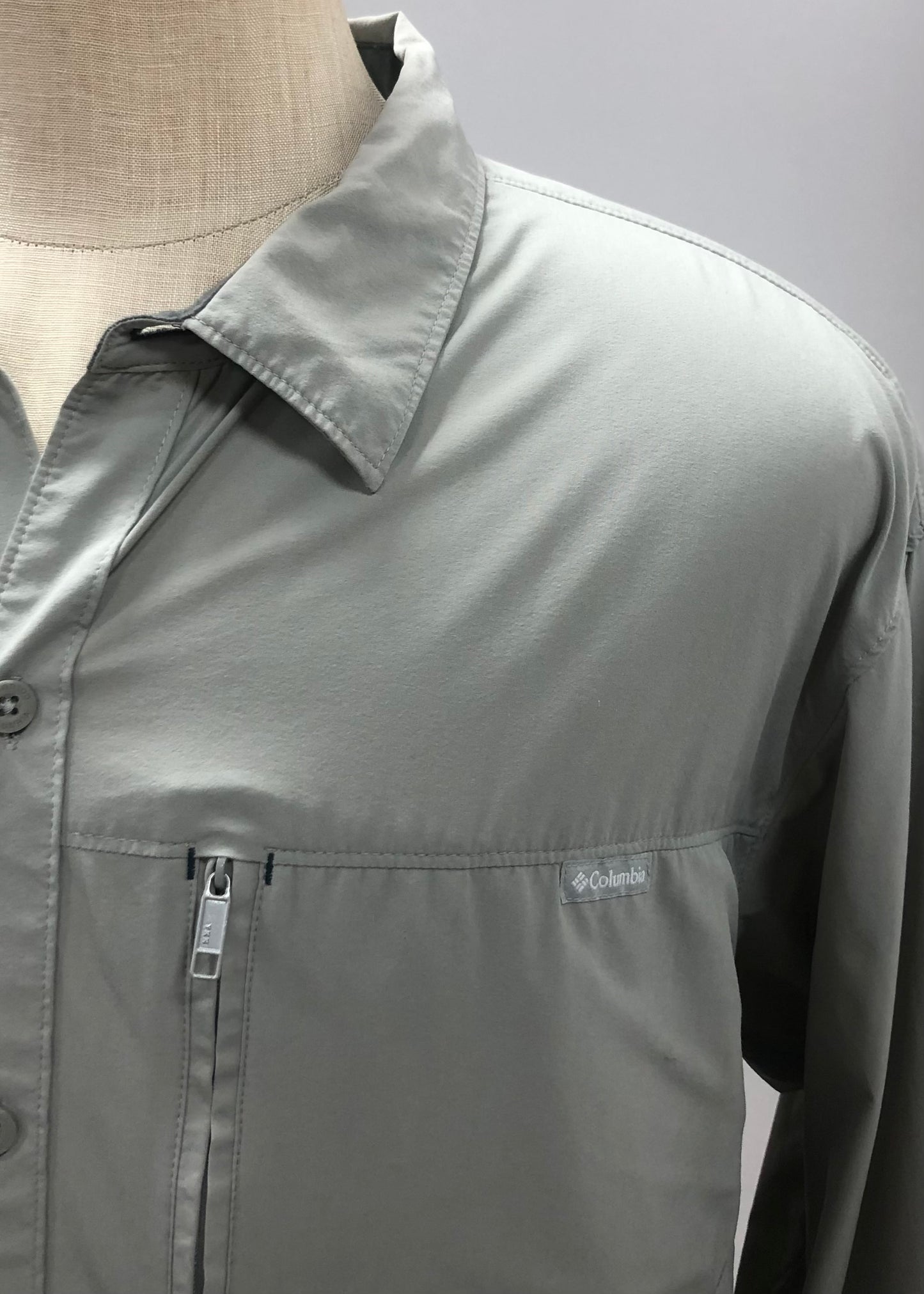 Camisa Columbia 🔹color gris claro con Omni Shade Manga larga Talla XXL