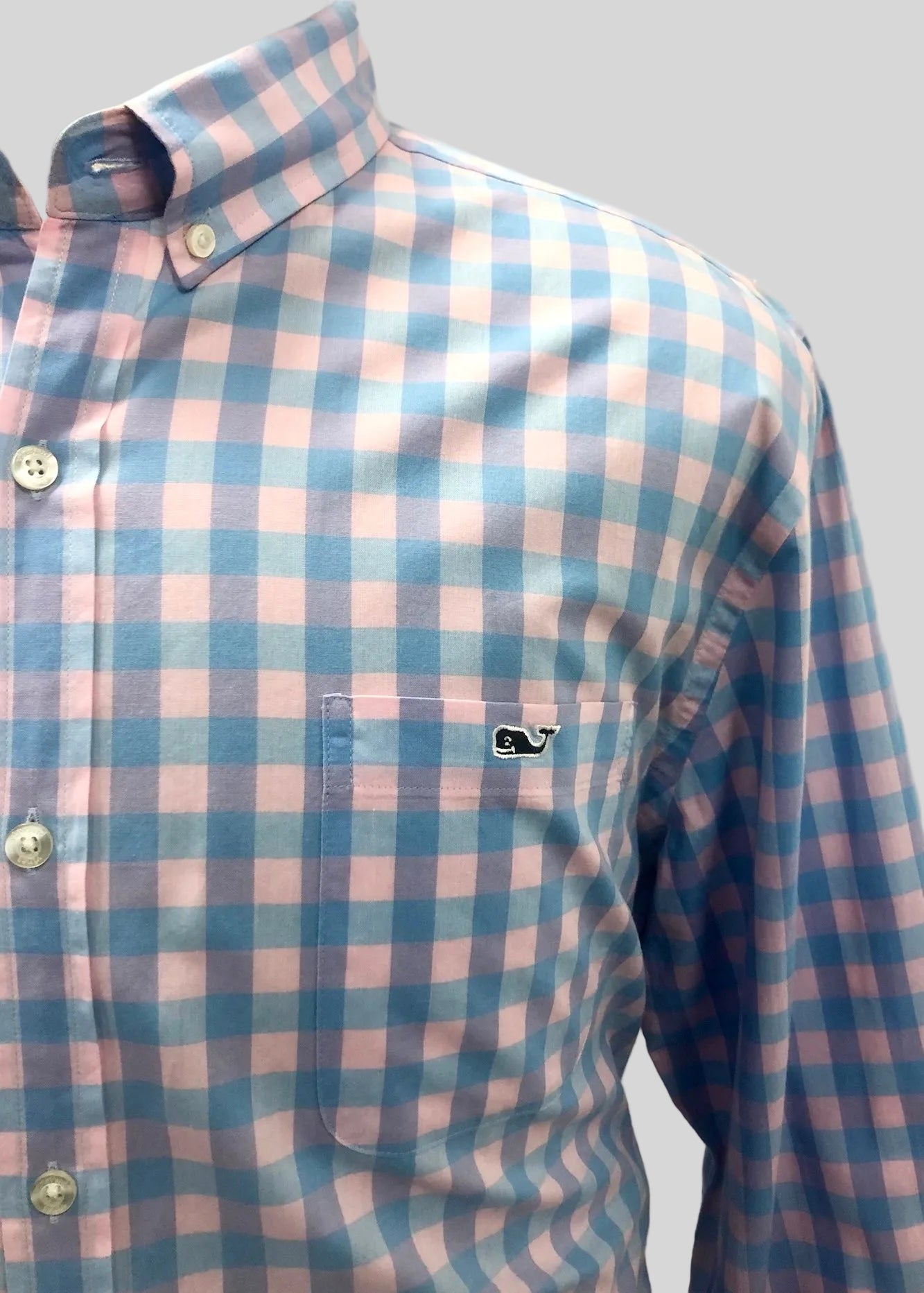 Camisa de botones Vineyard Vines 🐳 de cuadros en color rosado y celeste Talla XL Entalle Slim Fit