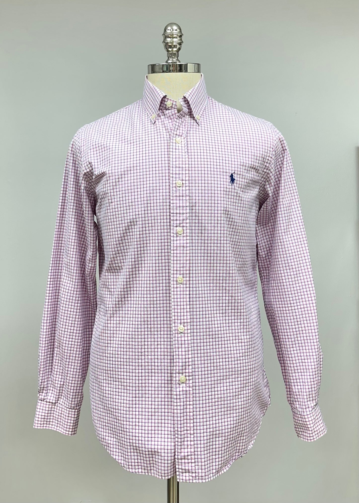 Camisa Polo Ralph Lauren 🏇🏼 color blanco con patron de cuadros rosado y azul Talla M Entalle Regular