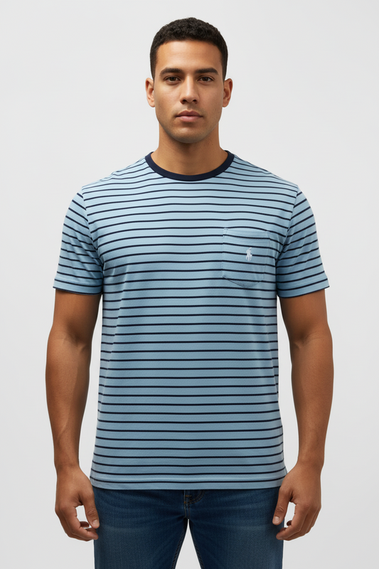 Camiseta cuello redondo Polo Ralph Lauren 🏇🏼 color celeste y rayas en color azul navy Talla L Entalle Regular