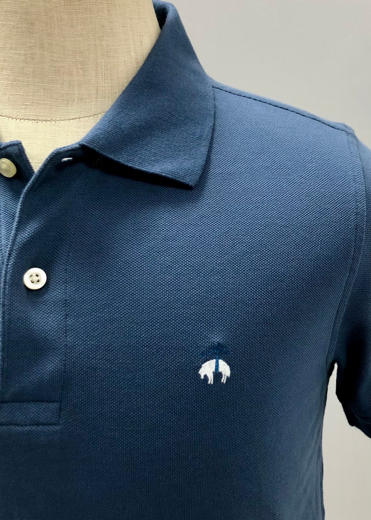 Camiseta Polo Brooks Brothers 🐑 color azul grisáceo Talla S Entalle Slim Fit