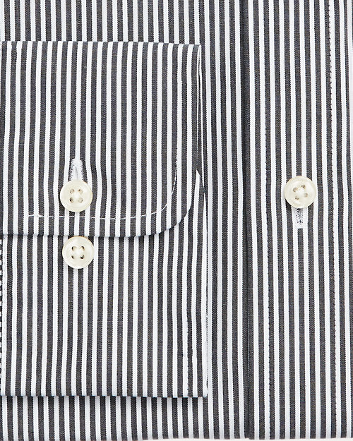 Camisa Polo Ralph Lauren 🏇🏼 color blanco con patron de rayas finas en color negro Talla L Entalle Regular