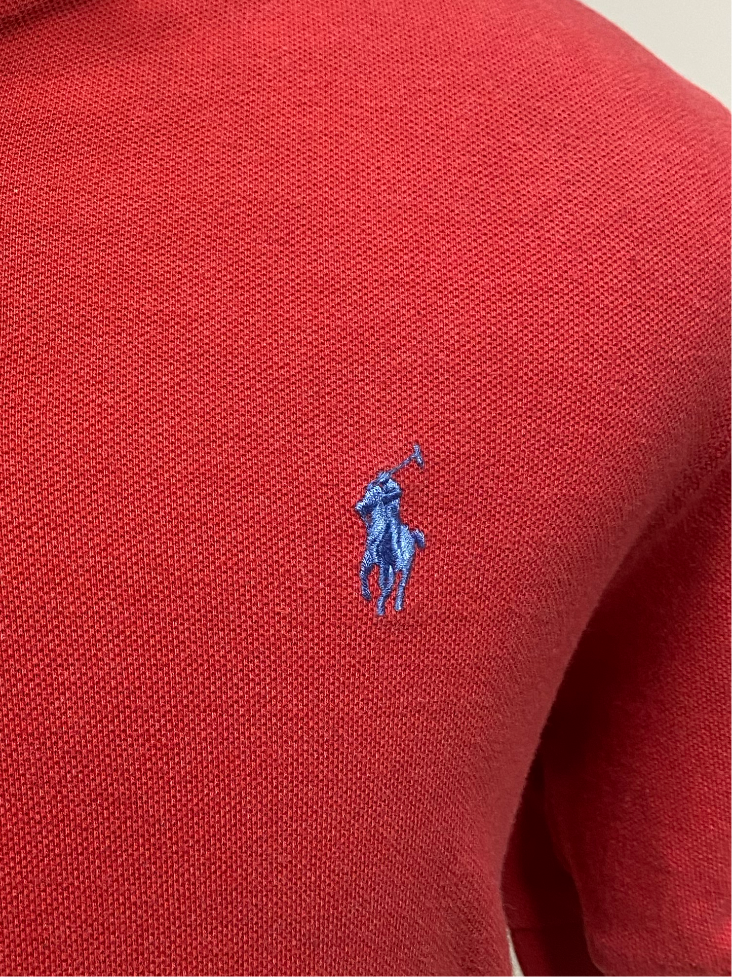 Camiseta Polo Ralph Lauren 🏇🏼color rosado magenta Talla M Entalle Regular