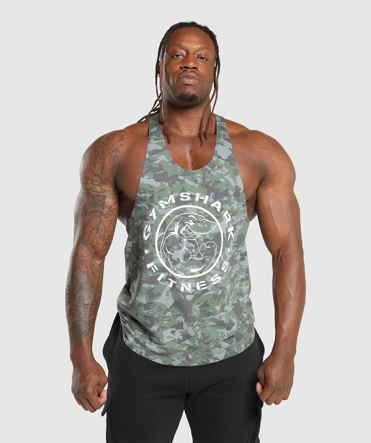 Camiseta de entrenamiento sin mangas Gymshark 🏋🏽 Diseño de camuflaje en color verde y gris Talla S