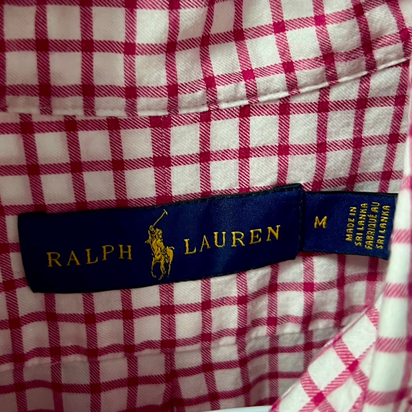 Camisa Polo Ralph Lauren 🏇🏼 color blanco con patron de cuadros rojo oscuro Talla M Entalle Regular