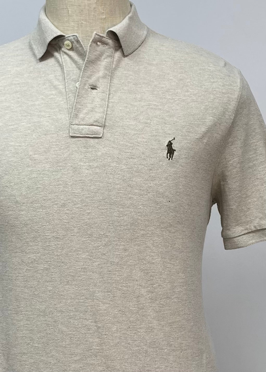 Camiseta Polo Ralph Lauren 🏇🏼 color crema Talla M Entalle Clásico