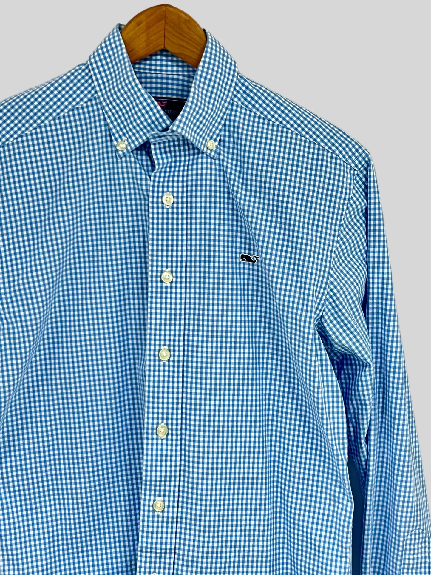 Camisa Vineyard Vines 🐳 de cuadros gingham en color celeste claro y blanco Talla XS Entalle Regular (ver descripción)