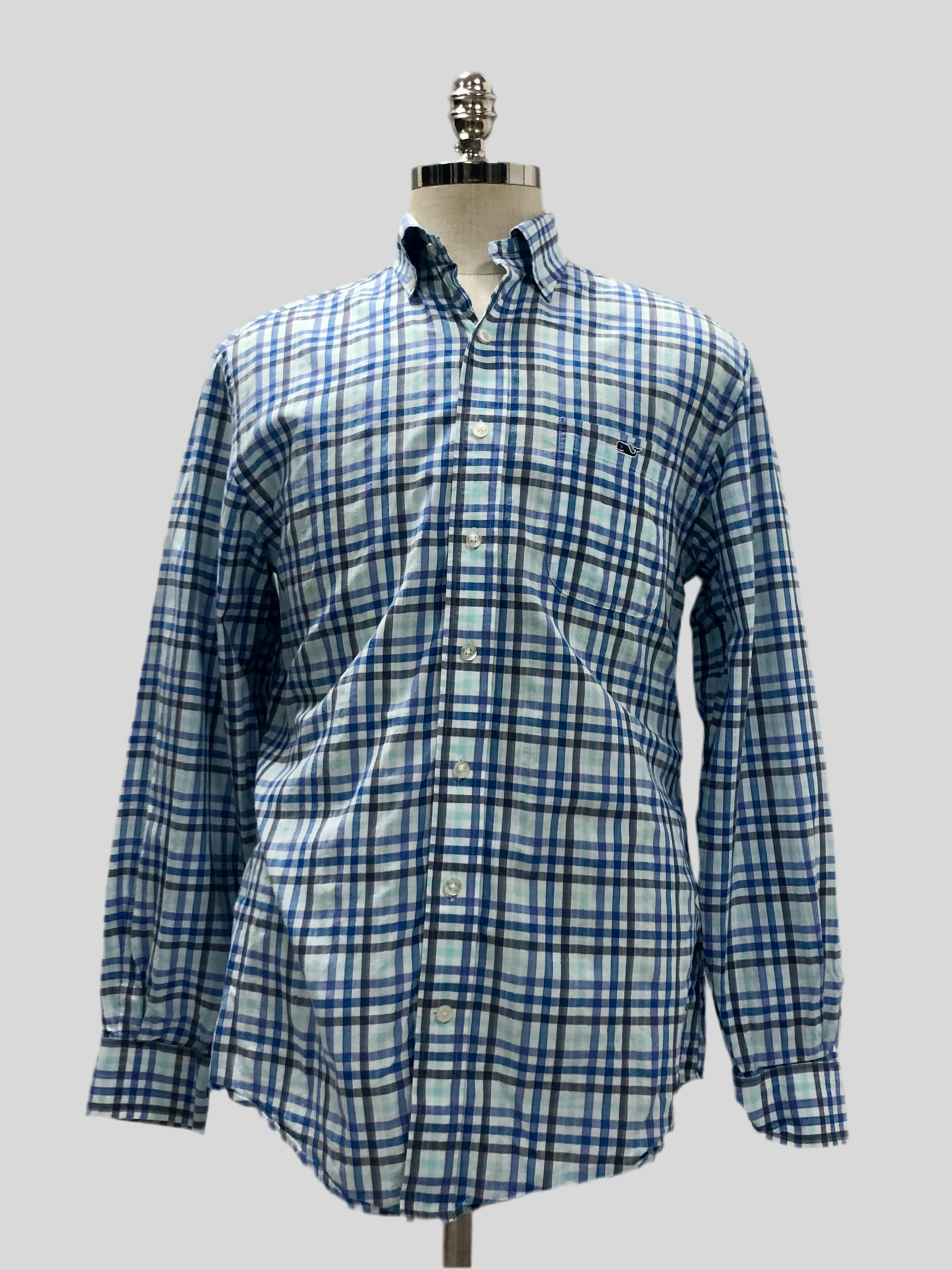 Camisa de botones Vineyard Vines 🐳 color blanco de cuadros en color azul, celeste y negro Talla M Entalle Regular