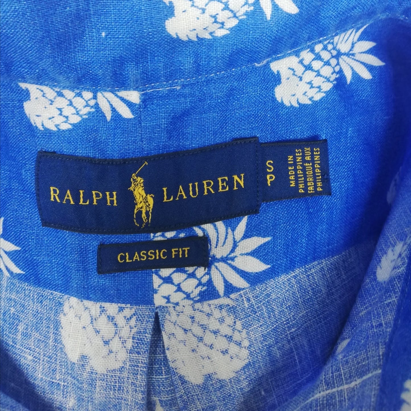 Camisa Polo Ralph Lauren 🏇🏼 de Lino en color azul con diseño de piñas en blanco Talla S Entalle Clásico