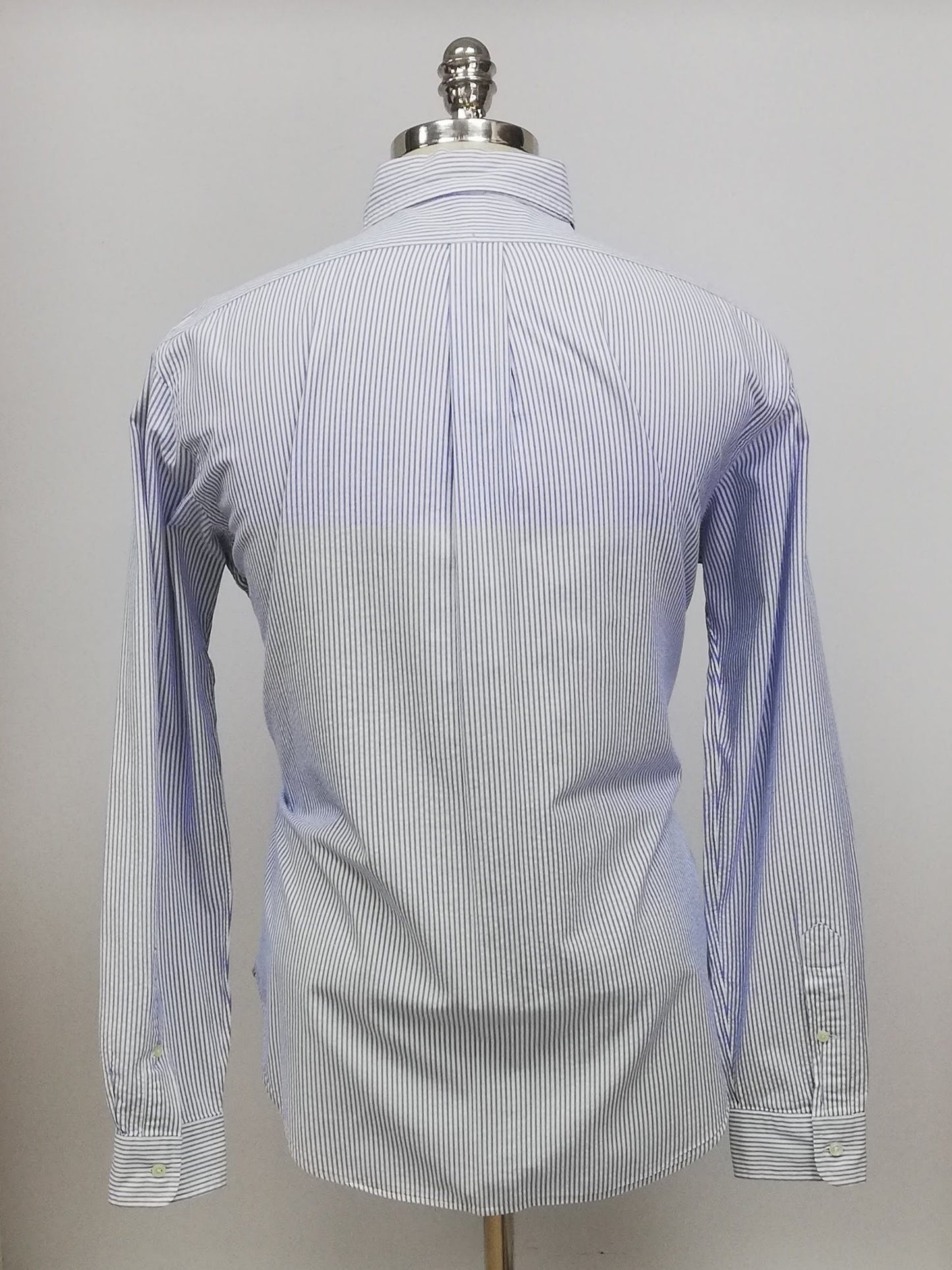 Camisa Polo Ralph Lauren 🏇🏼  Color blanco con patrón de rayas en celeste Seersucker Talla L Entalle Clásico (ver descripción)