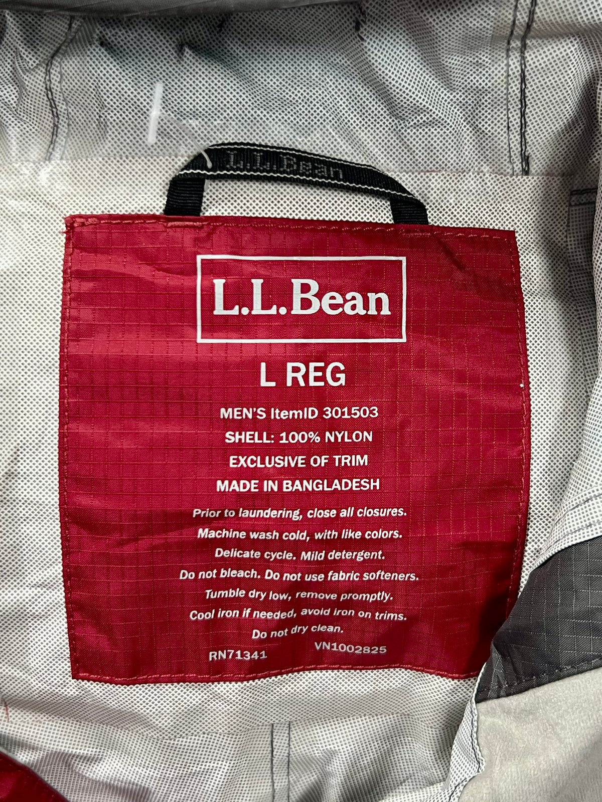 Jacket L.L.Bean ⛰️ color rojo y gris oscuro con zíper completo Talla L