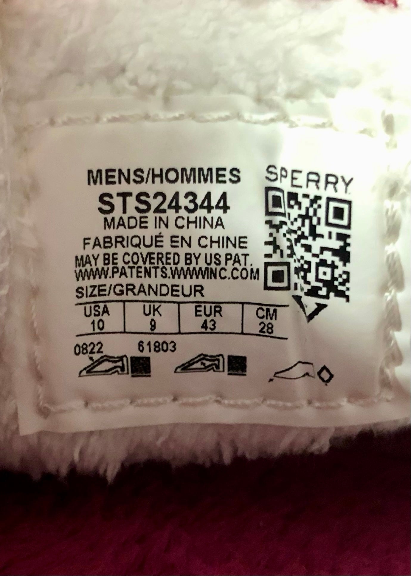 Zapatillas Casuales Brooks Brothers 🐑 De rayas multicolor con detalle de logo en rojo Talla 10