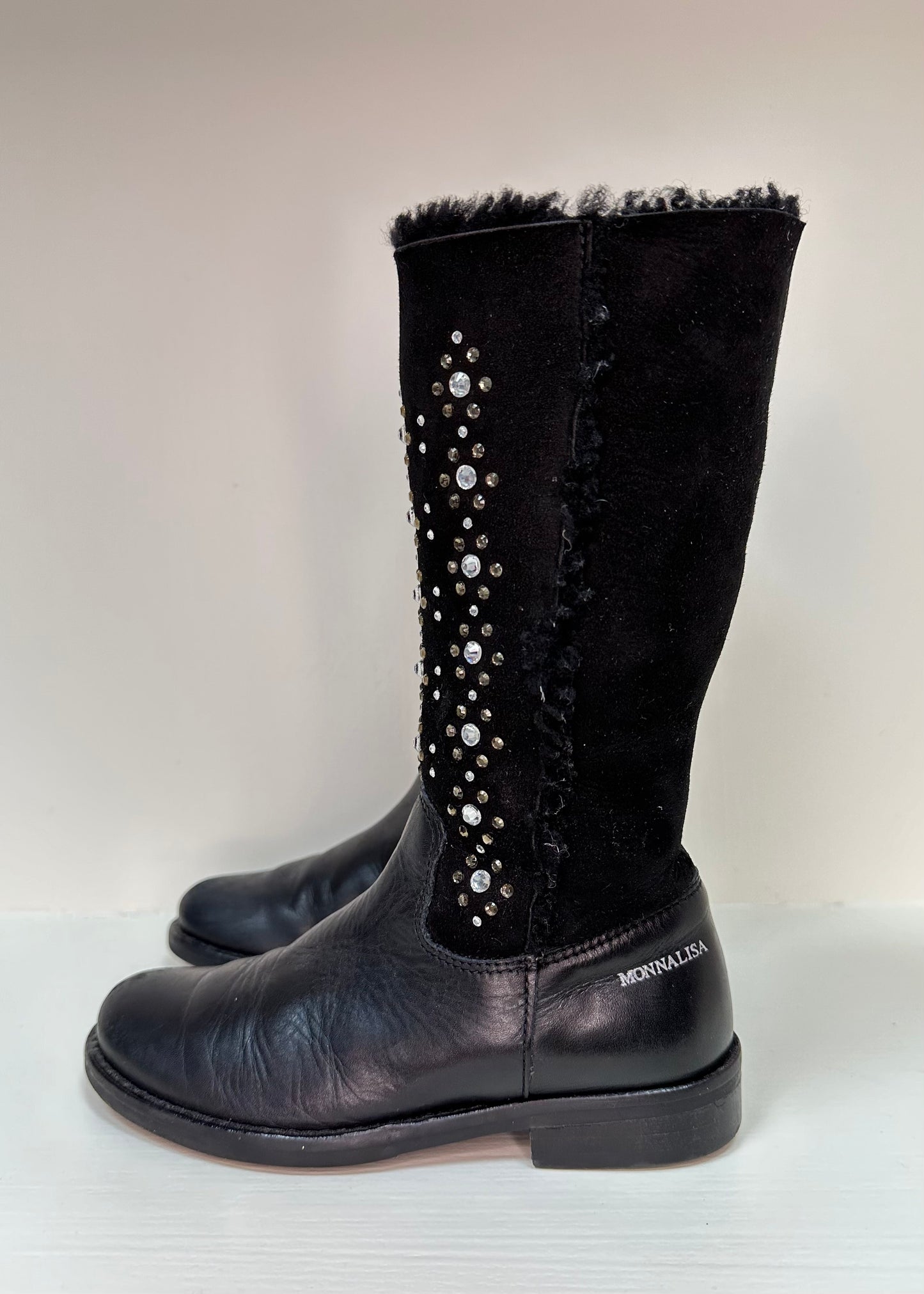 Botas de niña italiana Monnalisa🎀 Color negro con aplicaciones de brillos plateados y dorados Talla 30