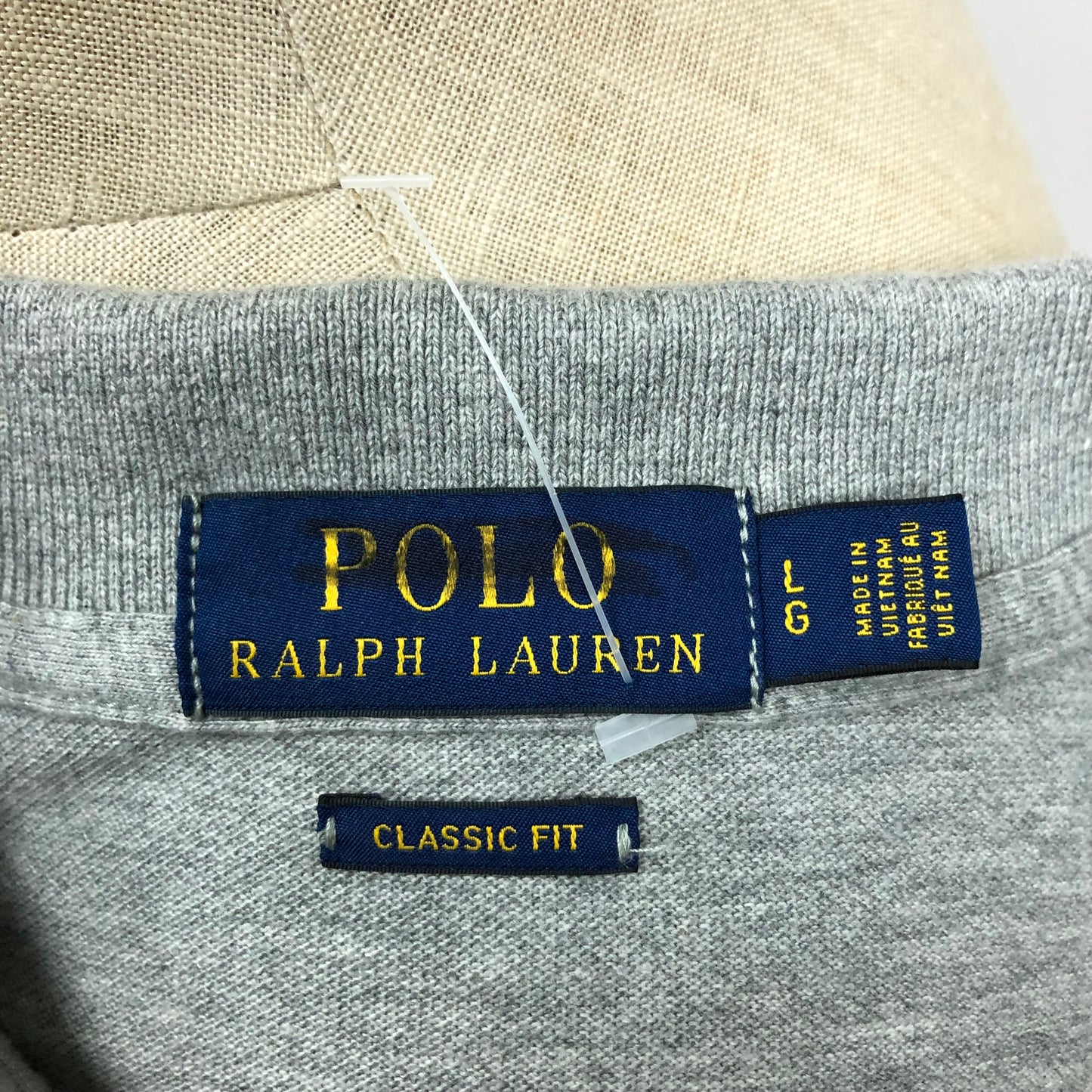 Camiseta Polo Ralph Lauren 🏇🏼color gris claro Manga larga Talla L Entalle Clásico