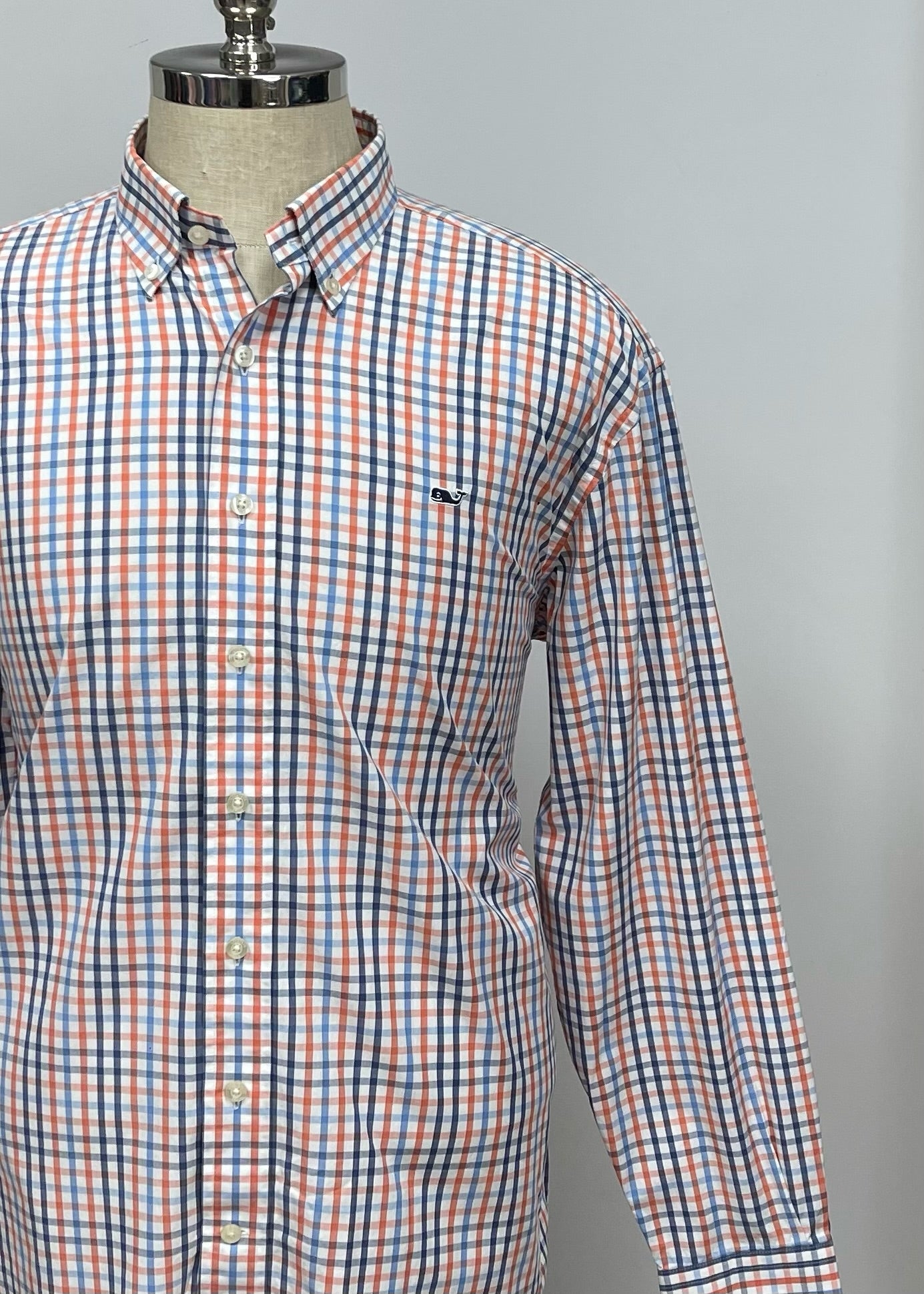 Camisa de botones Vineyard Vines 🐳 color blanco de cuadros en color naranja, azul y celeste Talla L Entalle Regular