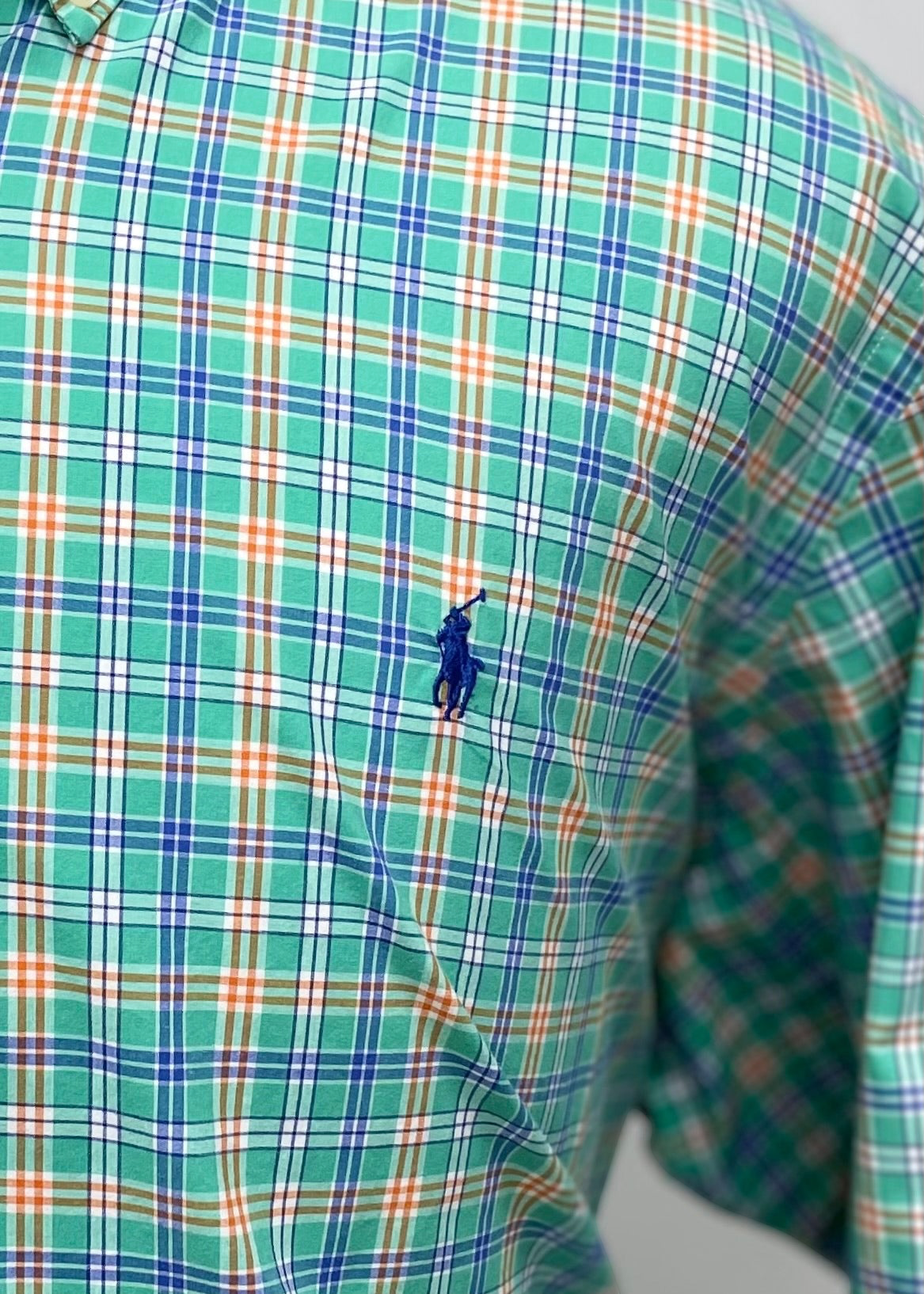 Camisa Polo Ralph Lauren 🏇🏼 color verde con cuadros naranja y azul Talla XL Entalle Regular