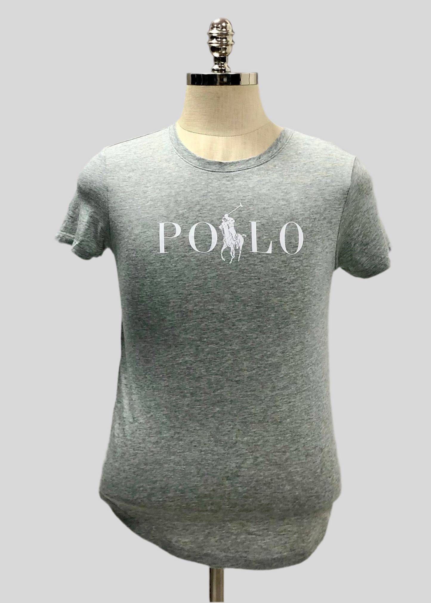 Camiseta cuello redondo de mujer Polo Ralph Lauren 🏇🏼 color gris claro con diseño de logo en letras en color blanco Talla S Entalle Regular