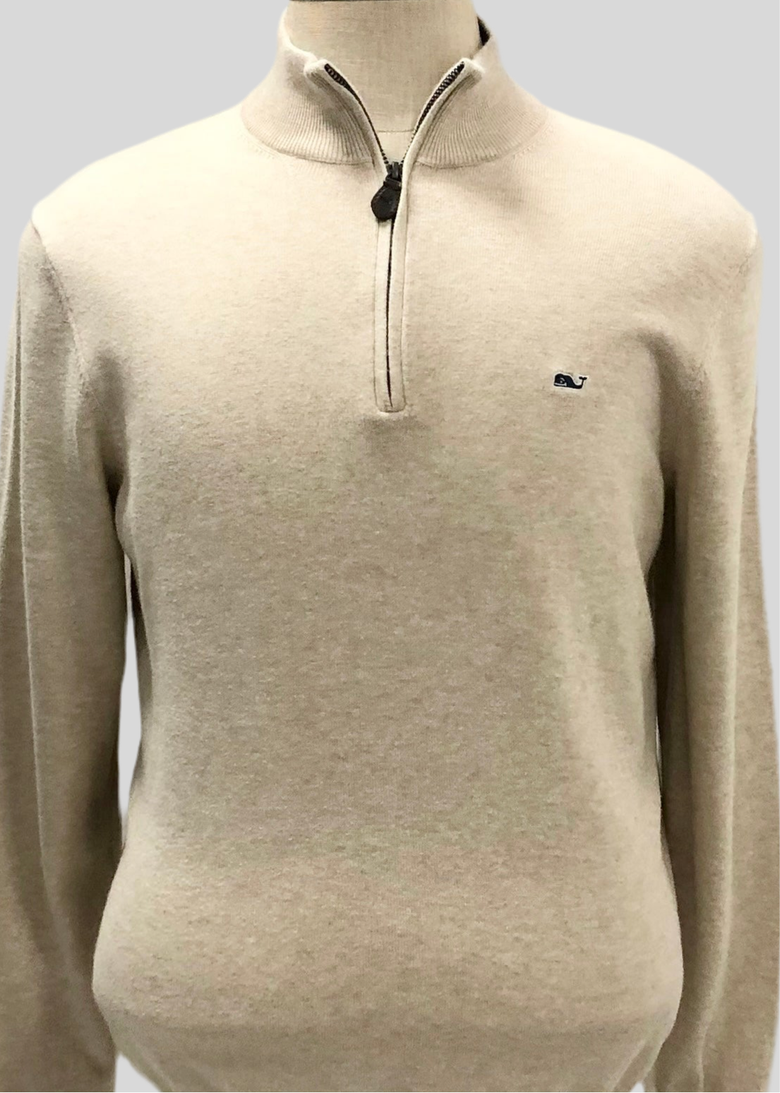 Sueter Jersey Vineyard Vines 🐳 color crema con logo azul navy Talla M