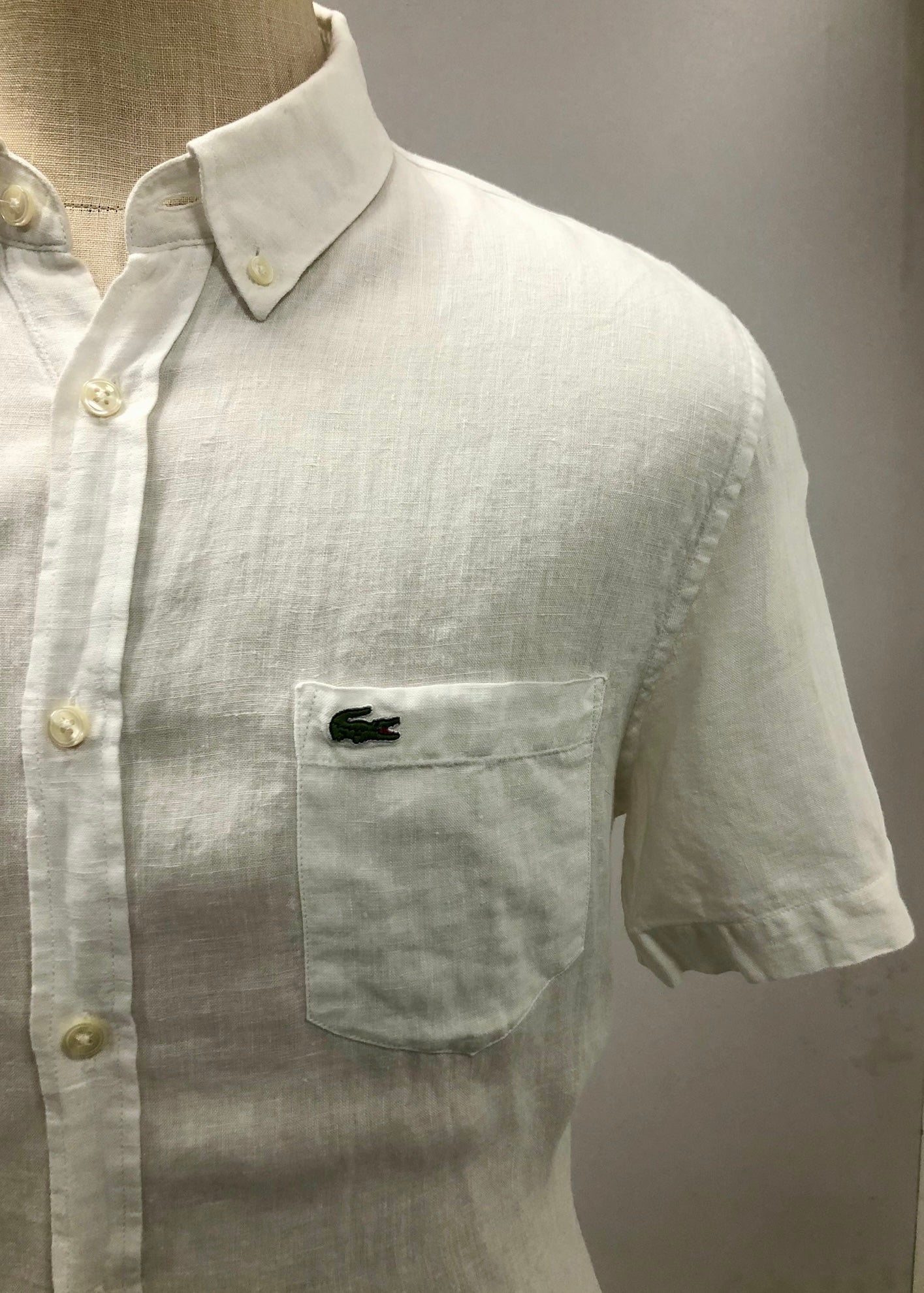Camisa de botones Lacoste 🐊 de lino color blanco Talla L Entalle Regular