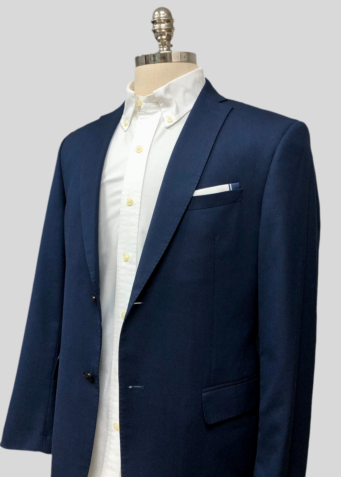 Chaqueta Blazer Zara 🇪🇸 de Corte Slim Fit en tono azul navy Talla Large (42)