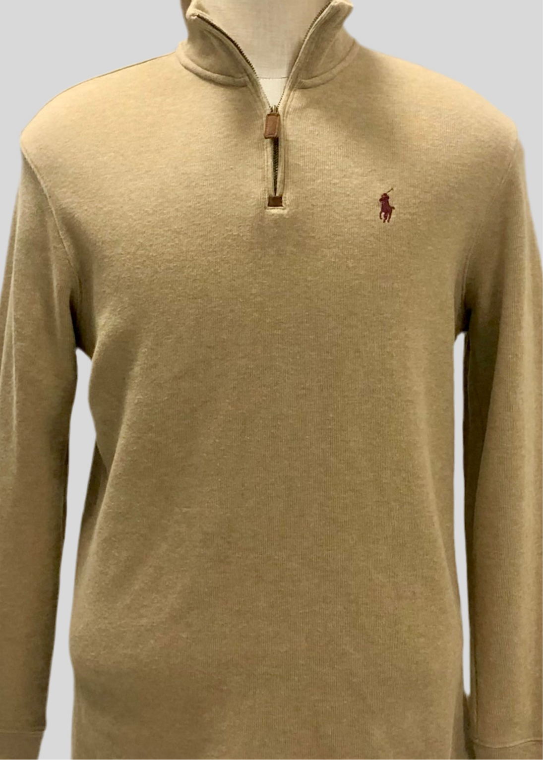 Sueter Jersey Polo Ralph Lauren 🏇🏼 color beige con logo en rojo oscuro Talla L