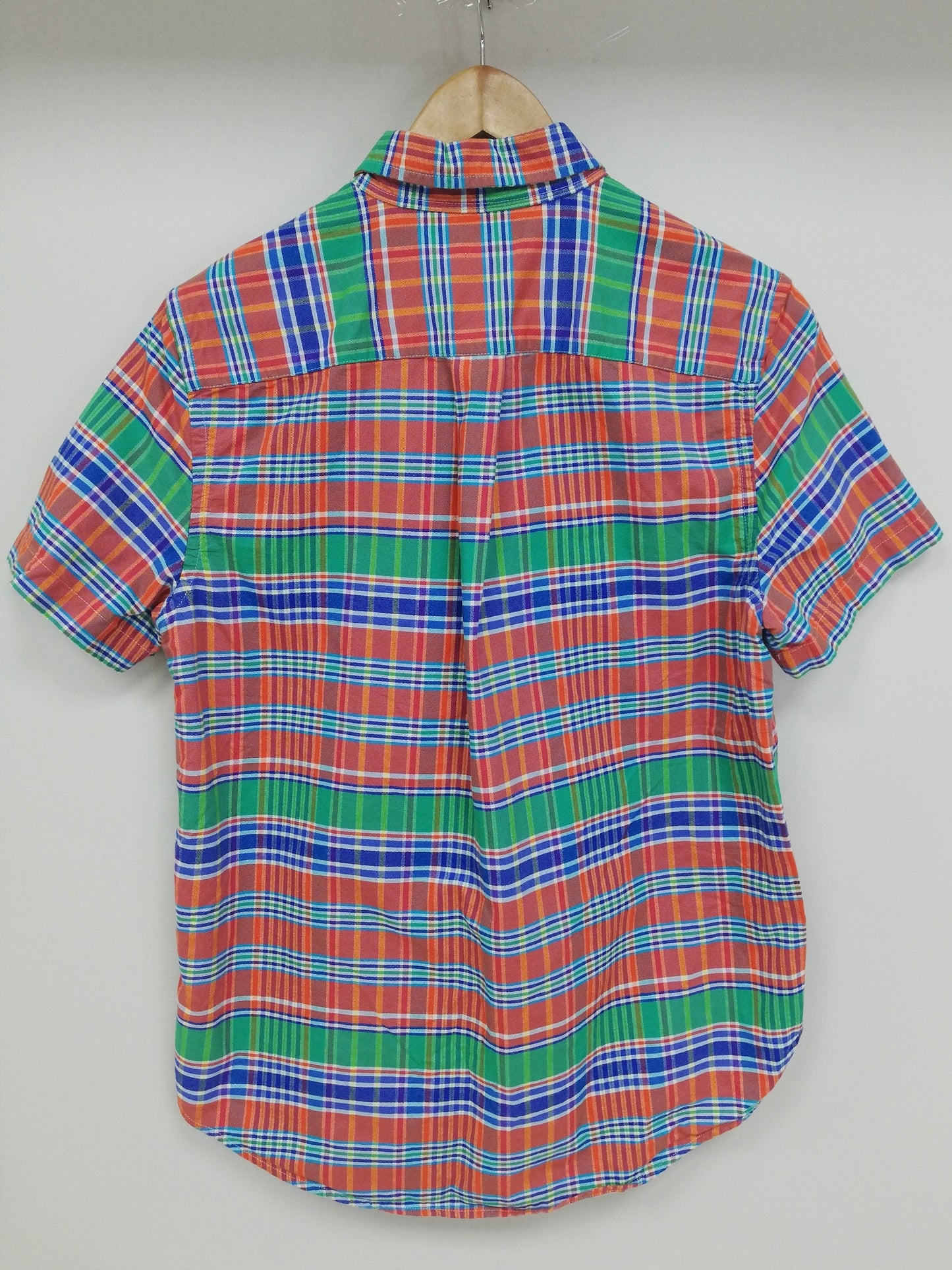 Camisa Polo Ralph Lauren 🏇🏼 color patron de cuadros en naranja, azul, verde y blanco Talla XL (18) de niño Entalle Regular