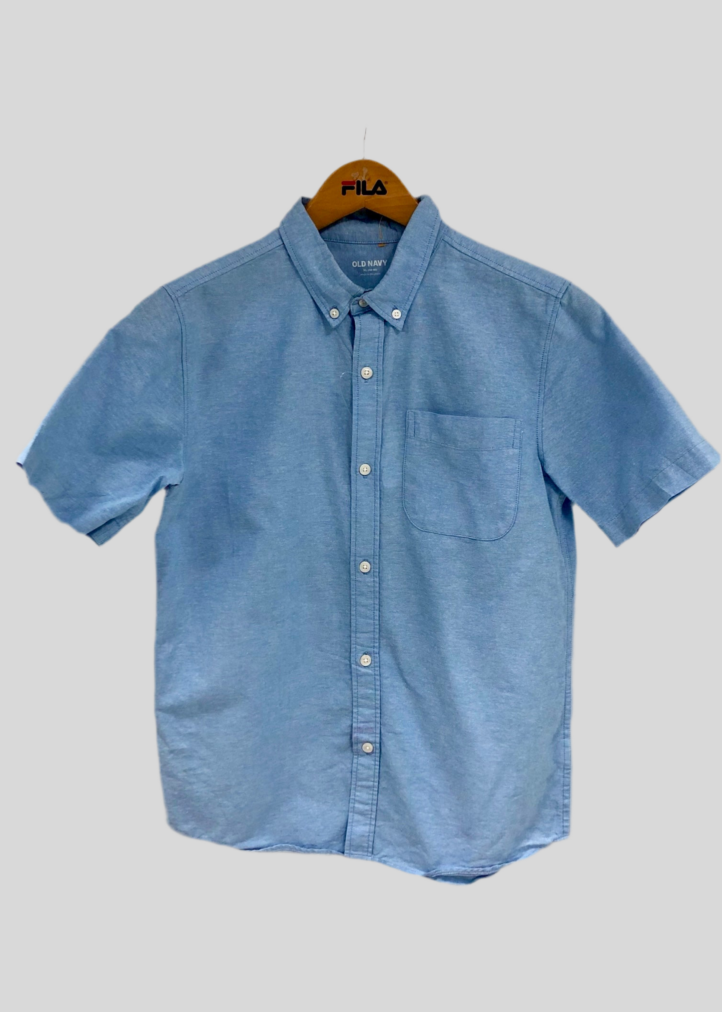 Camisa de niño Old Navy 🇺🇸 Oxford color celeste claro Talla XL (14-16) Entalle Regular