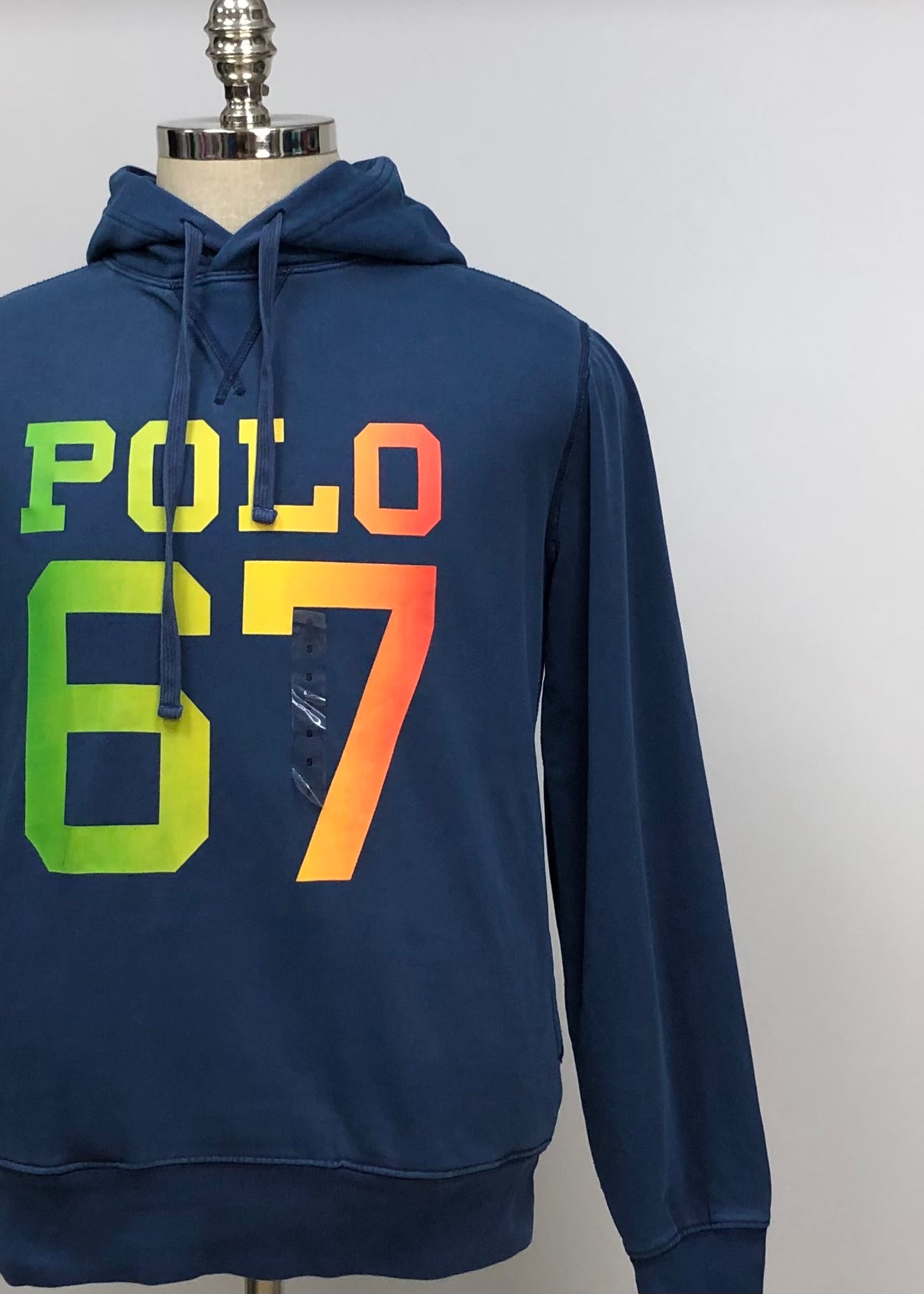 Sudadera Hoodie Polo Ralph Lauren 🏇🏼 color azul grisáceo y logo Polo 67 multicolor Talla S