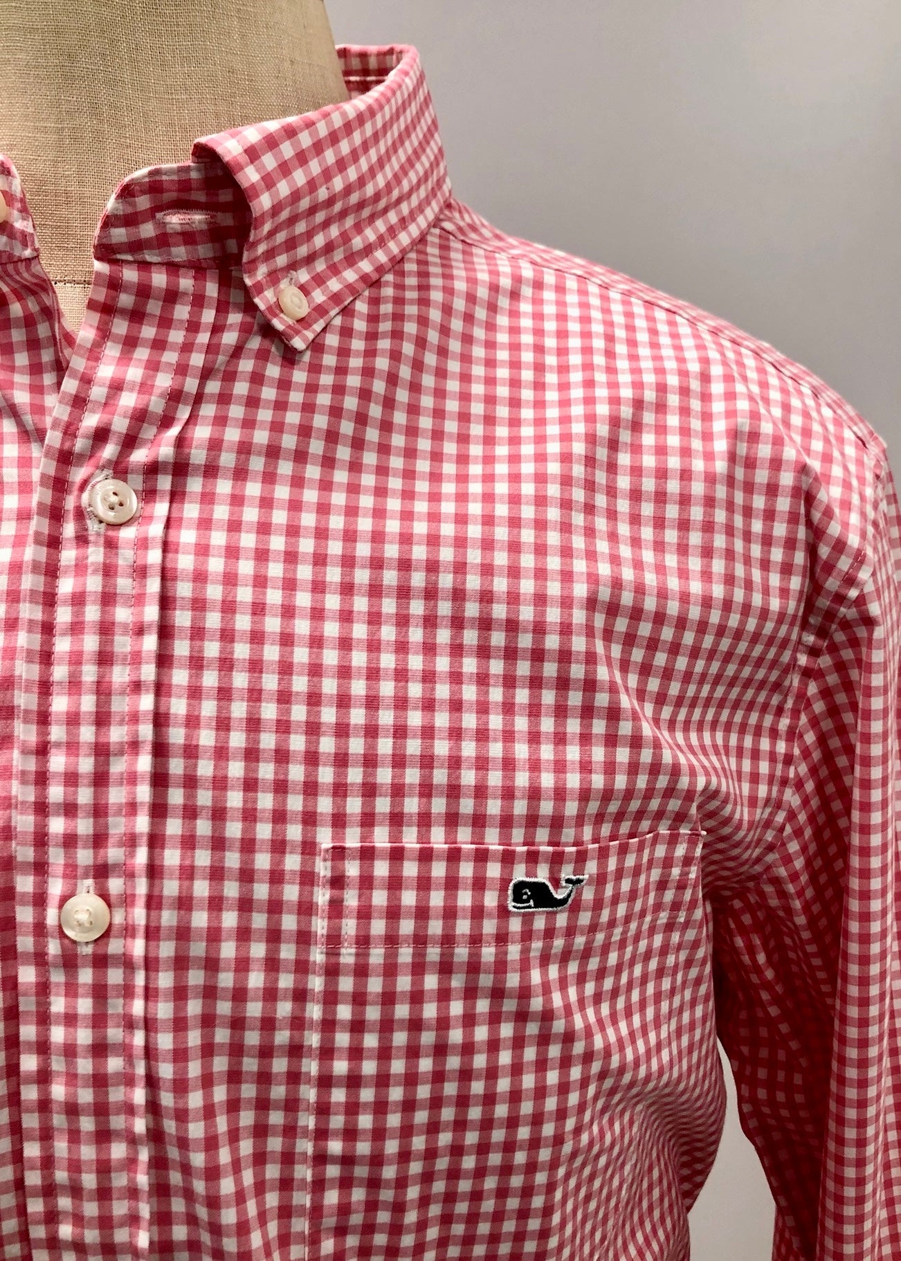 Camisa de botones Vineyard Vines 🐳 de cuadros gingham en color rosado y blanco Talla L Entalle Clásico