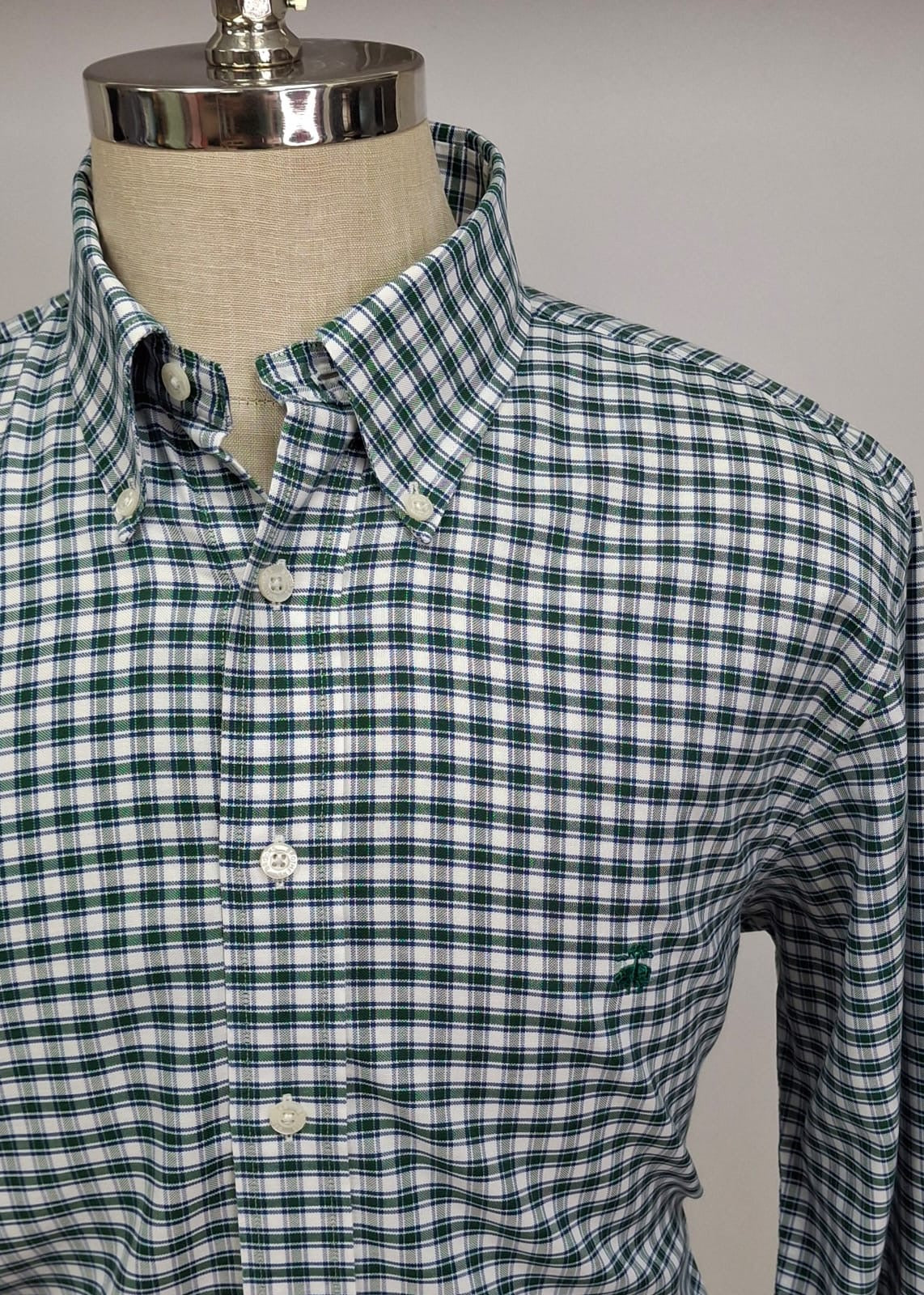 Camisa Brooks Brothers 🐑 con patrón de cuadros en color verde oscuro, azul y blanco Talla L Entalle Regular