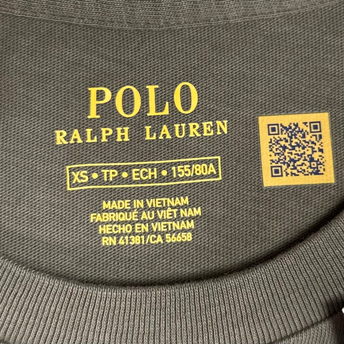 Camiseta cuello redondo de mujer Polo Ralph Lauren 🏇🏼 color verde oliva con diseño de logo blanco Talla XS Entalle Regular