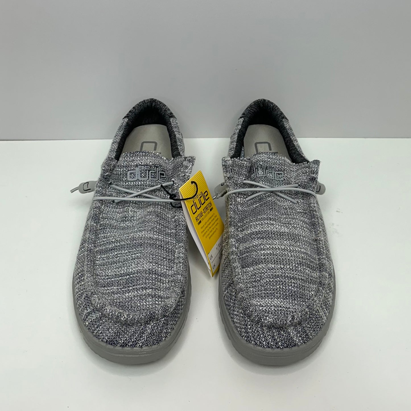 Zapatillas Casuales Hey Dude ⚡️ Mocasiness Wally Stretch Color gris con detalles en color negro Talla 9