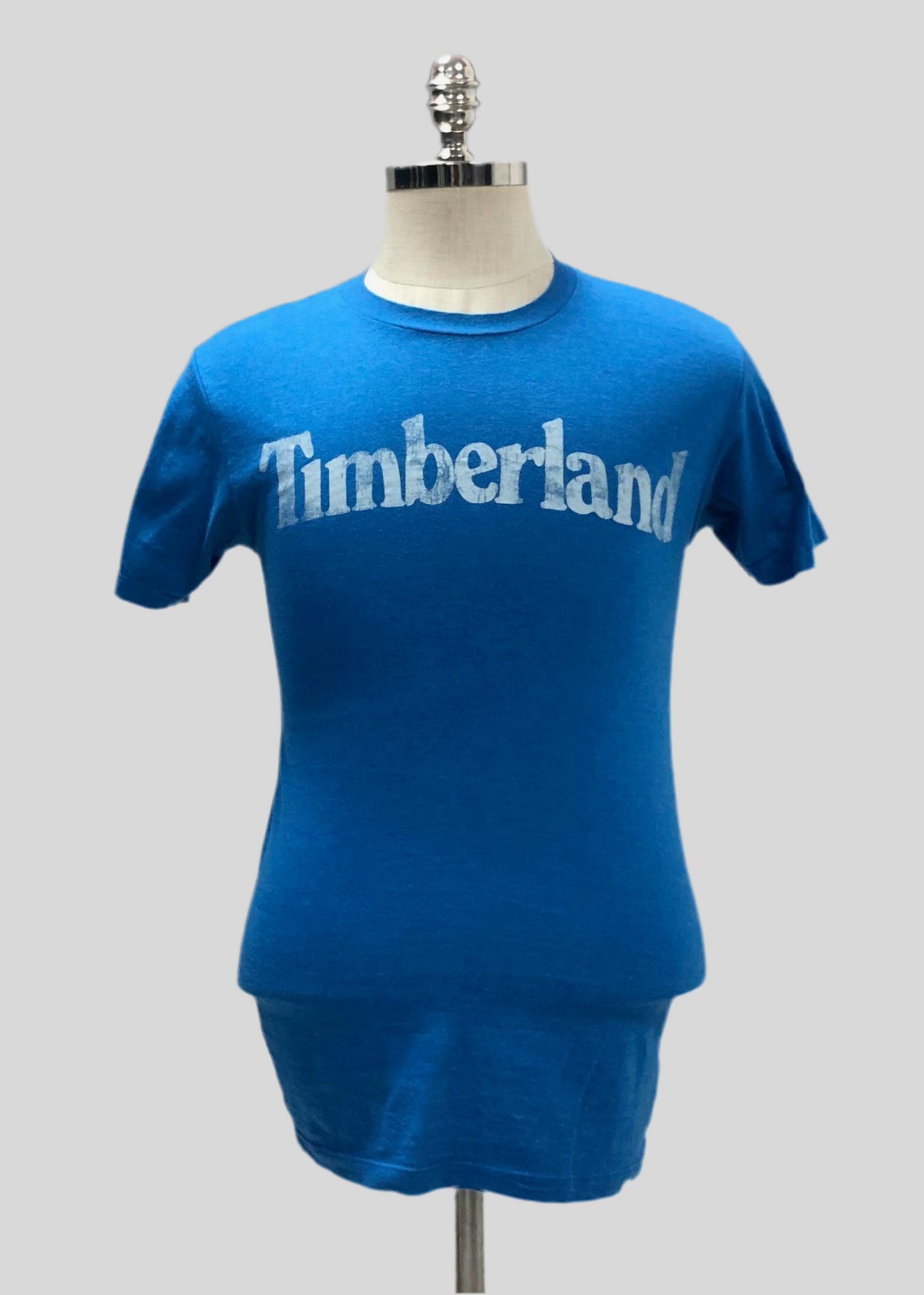 Camiseta cuello redondo Timberland ⛰️  color azul y logo en letras en blanco Talla S (ver descripción)