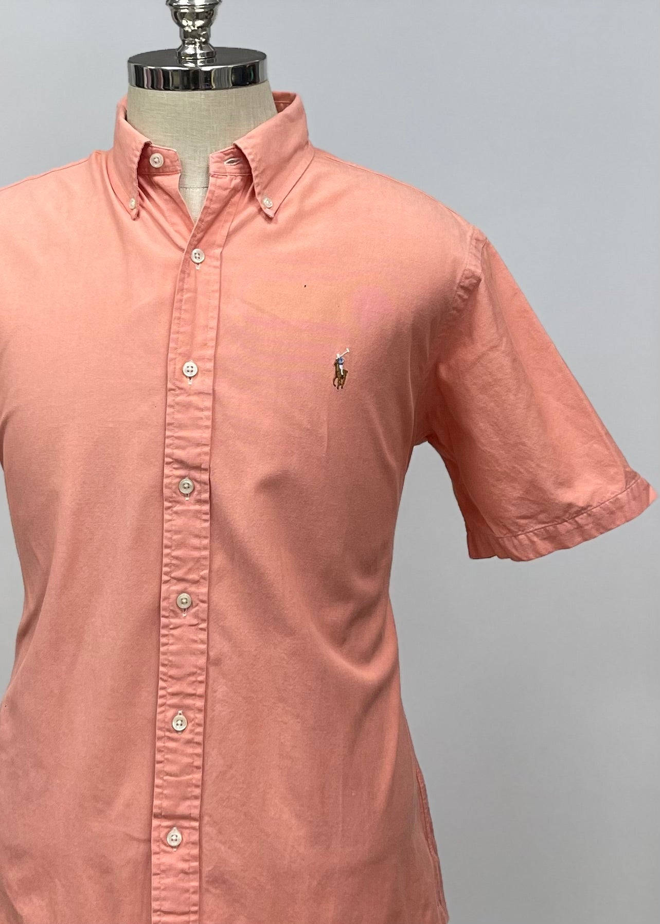 Camisa de botones Polo Ralph Lauren 🏇🏼 Oxford en color salmón Talla L Entalle Custom Fit