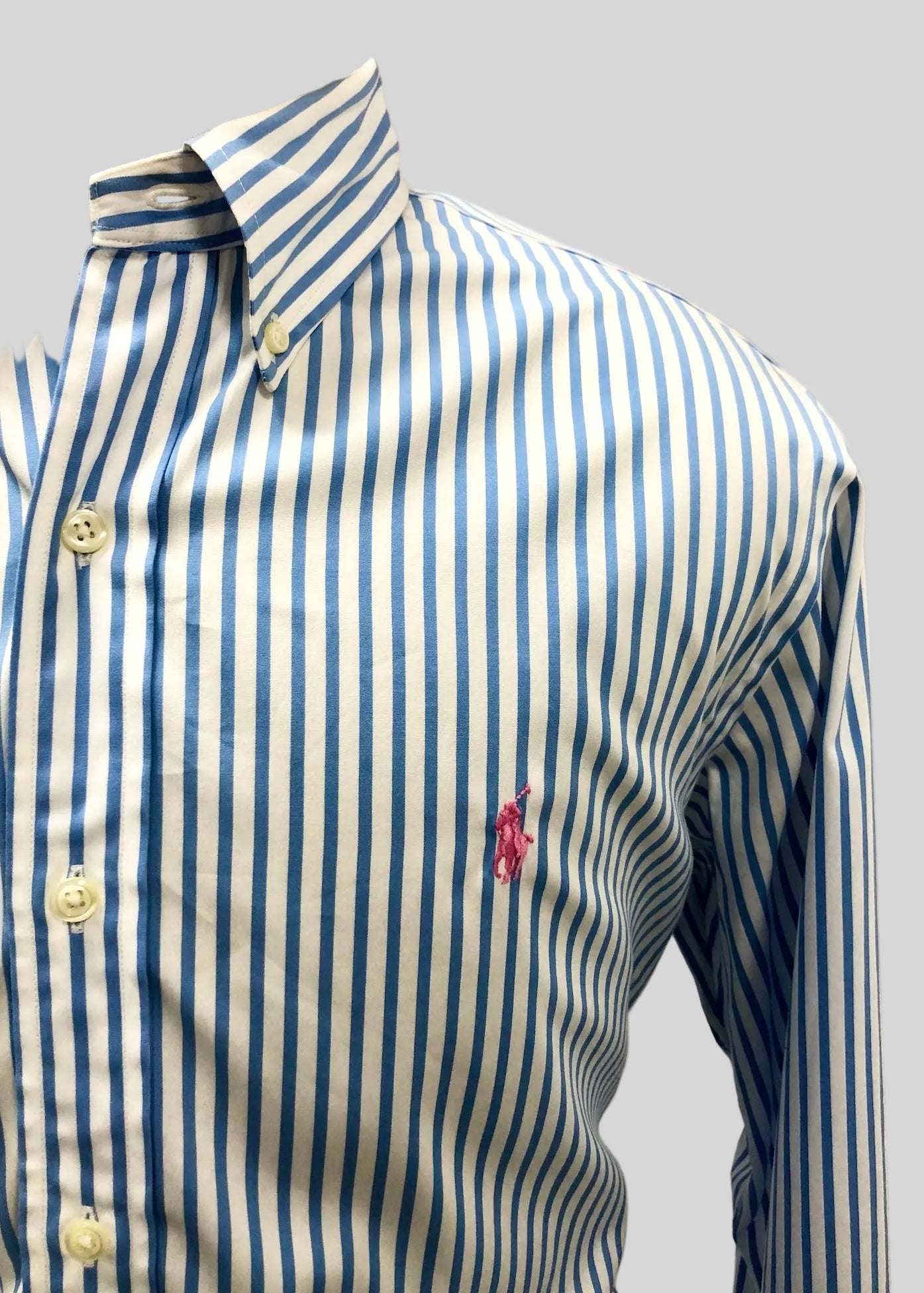 Camisa de botones Polo Ralph Lauren 🏇🏼 de rayas en color celeste y blanco Talla L Entalle Regular