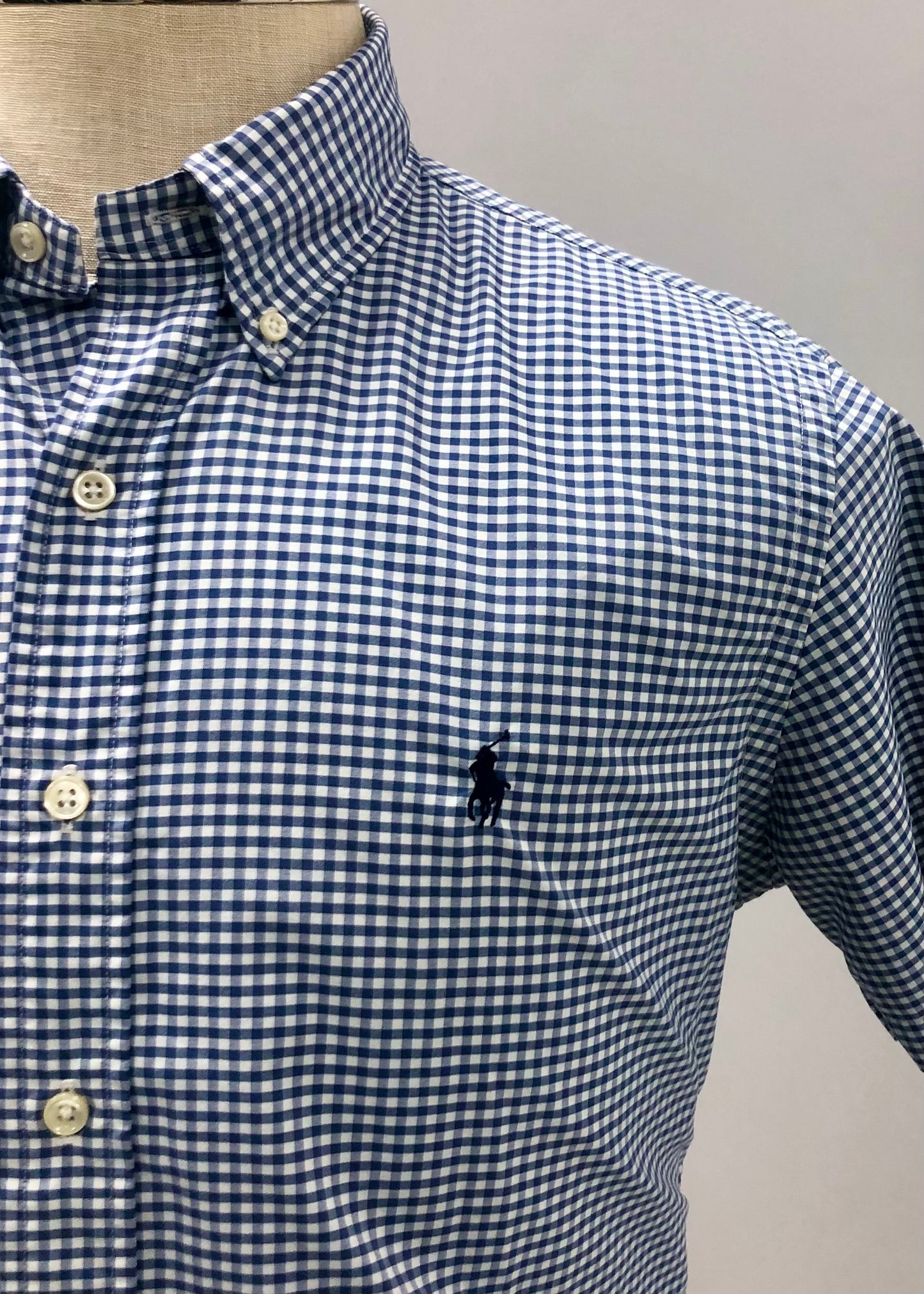 Camisa Polo Ralph Lauren 🏇🏼 de cuadros gingham celeste y blanco Talla M Entalle Regular