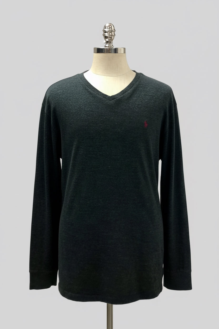 Camiseta cuello V Polo Ralph Lauren 🏇🏼 color gris oscuro Talla XL Entalle Clásico (ver descripción)