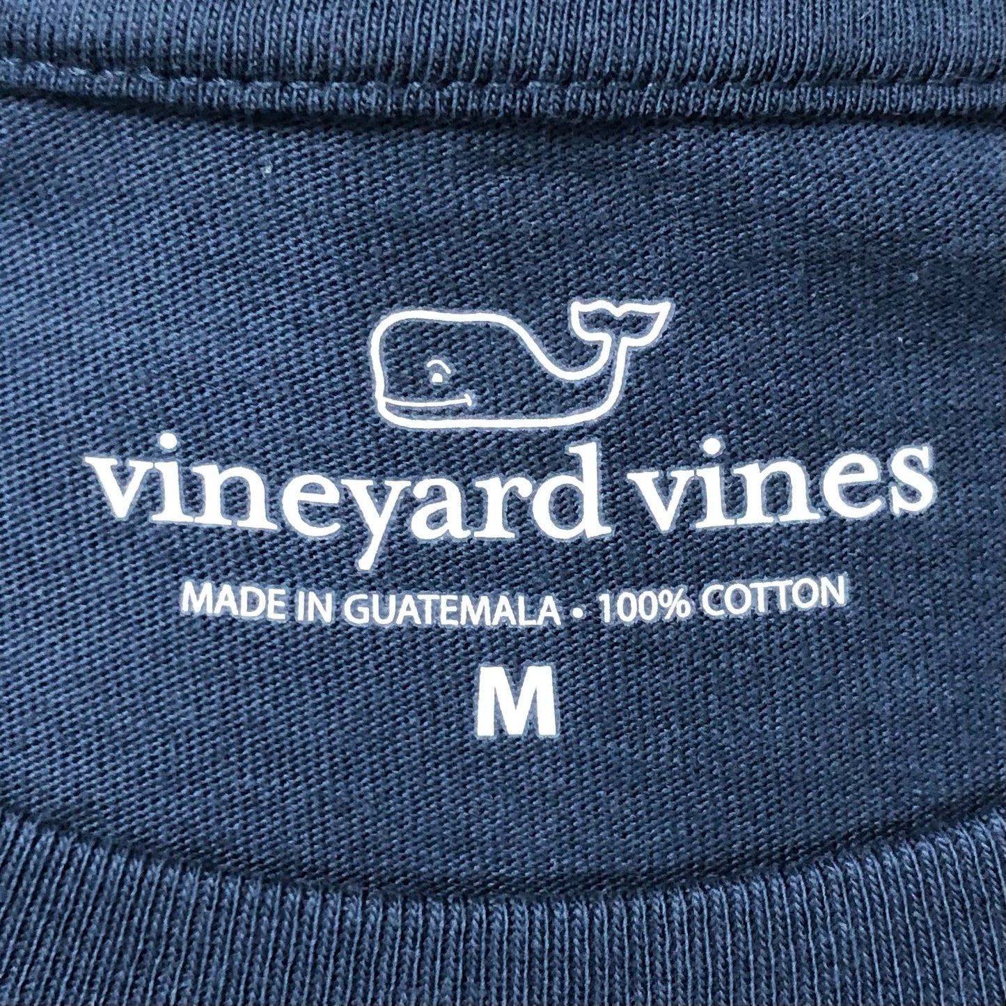 Camiseta cuello redondo Vineyard Vines 🐳 color azul navy con Diseño de ballena Talla M
