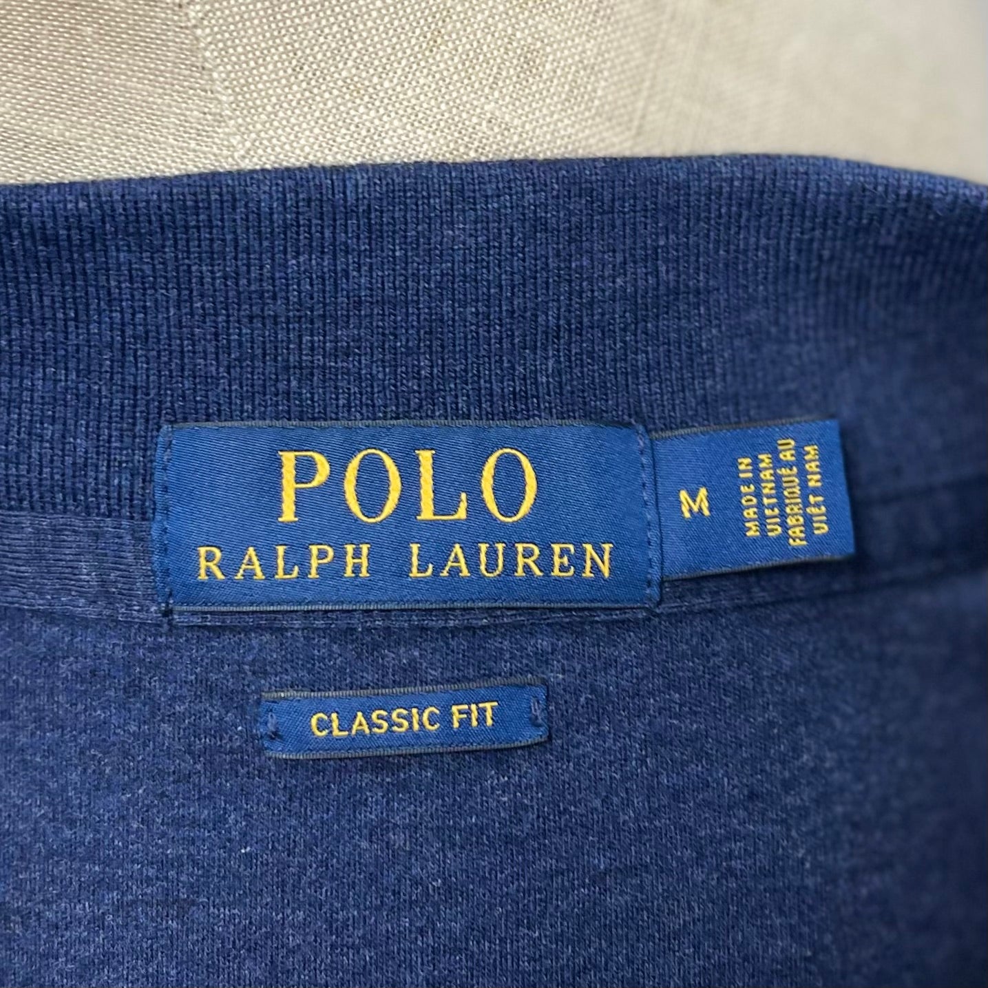 Camiseta Polo Ralph Lauren 🏇🏼 color azul oscuro Talla M Entalle Clásico