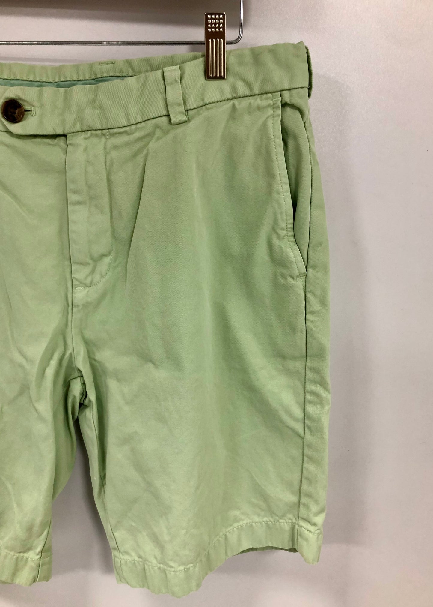Short Casual Brooks Brothers 🐑  color verde claro talla 34